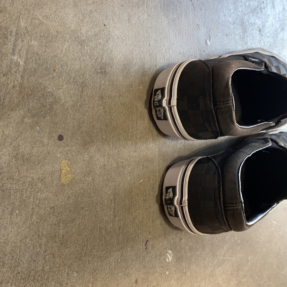 Vans - Picture 3 of 4
